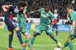 开云体育在线-阿尔维尔主场击败波尔多，结束连败