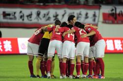 开云体育app-不俗的足球表现抢占观众耳目