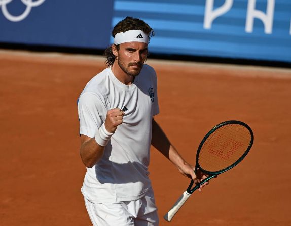 德国网球队血洗日本网球队，西西帕斯高光表现的简单介绍