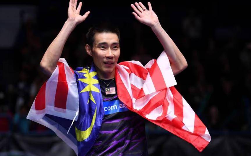 包含中国羽毛球队鏖战泰国羽毛球队，李宗伟打破历史纪录的词条