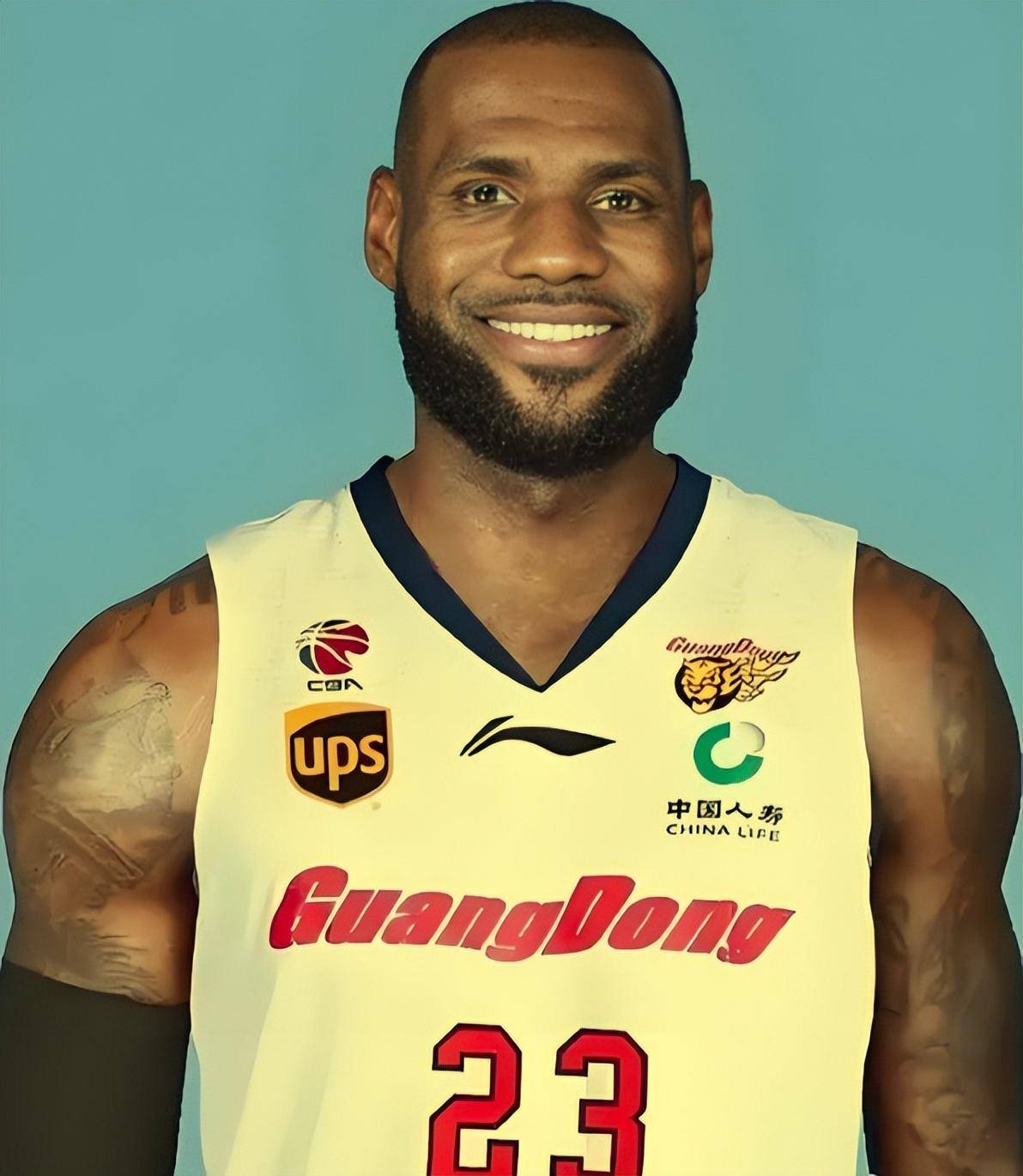 包含中国男篮强势鹈鹕，詹姆斯惊艳世界的词条