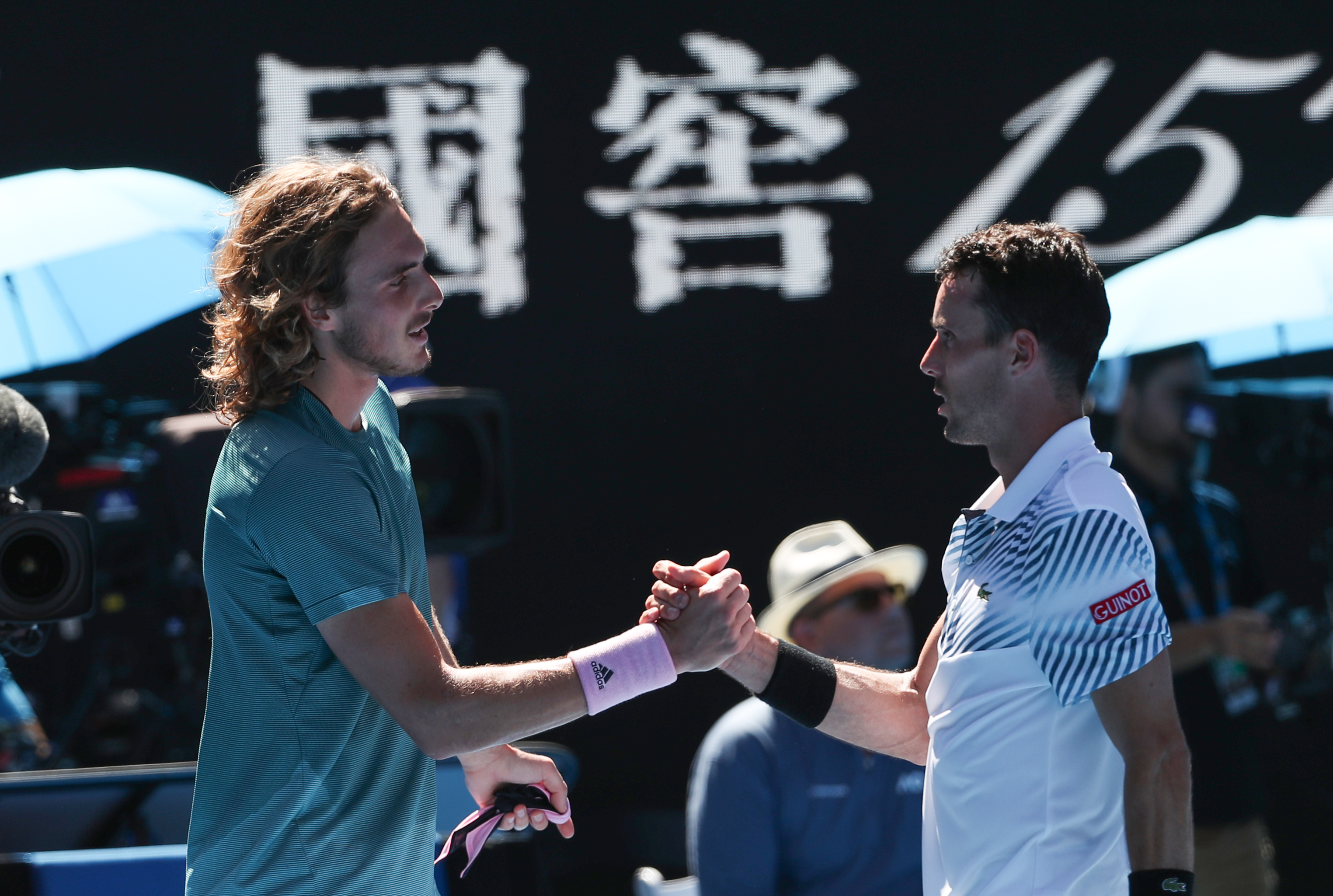 澳大利亚网球队强势法国网球队，西西帕斯关键制胜的简单介绍