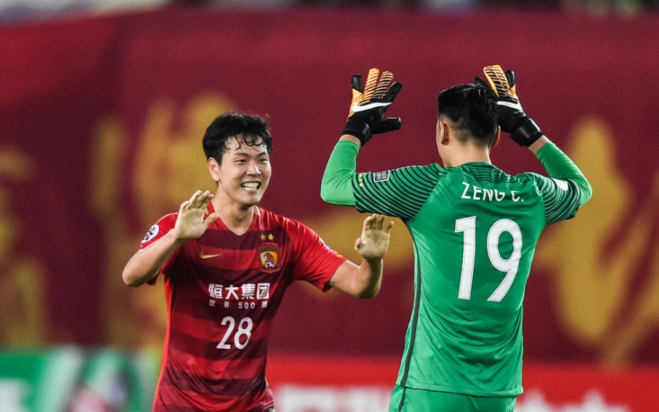 恒大客场取胜，团结拼搏，摘得关键胜利