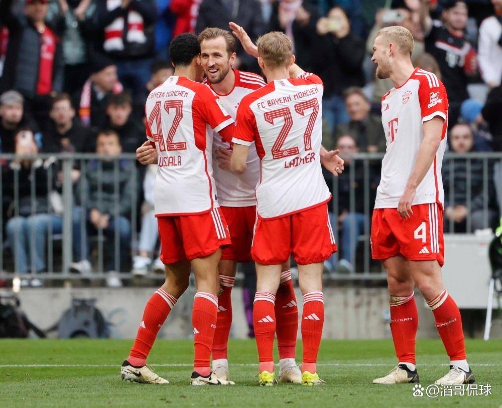 沃尔夫斯堡客场大败多特蒙德飘然不畏的简单介绍