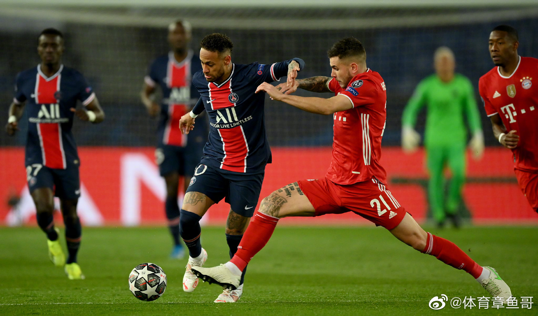 雷纳德主罚制胜球,皇马绝杀晋级欧冠四强! 雷纳德主罚制胜球,皇马绝杀晋级欧冠四强!