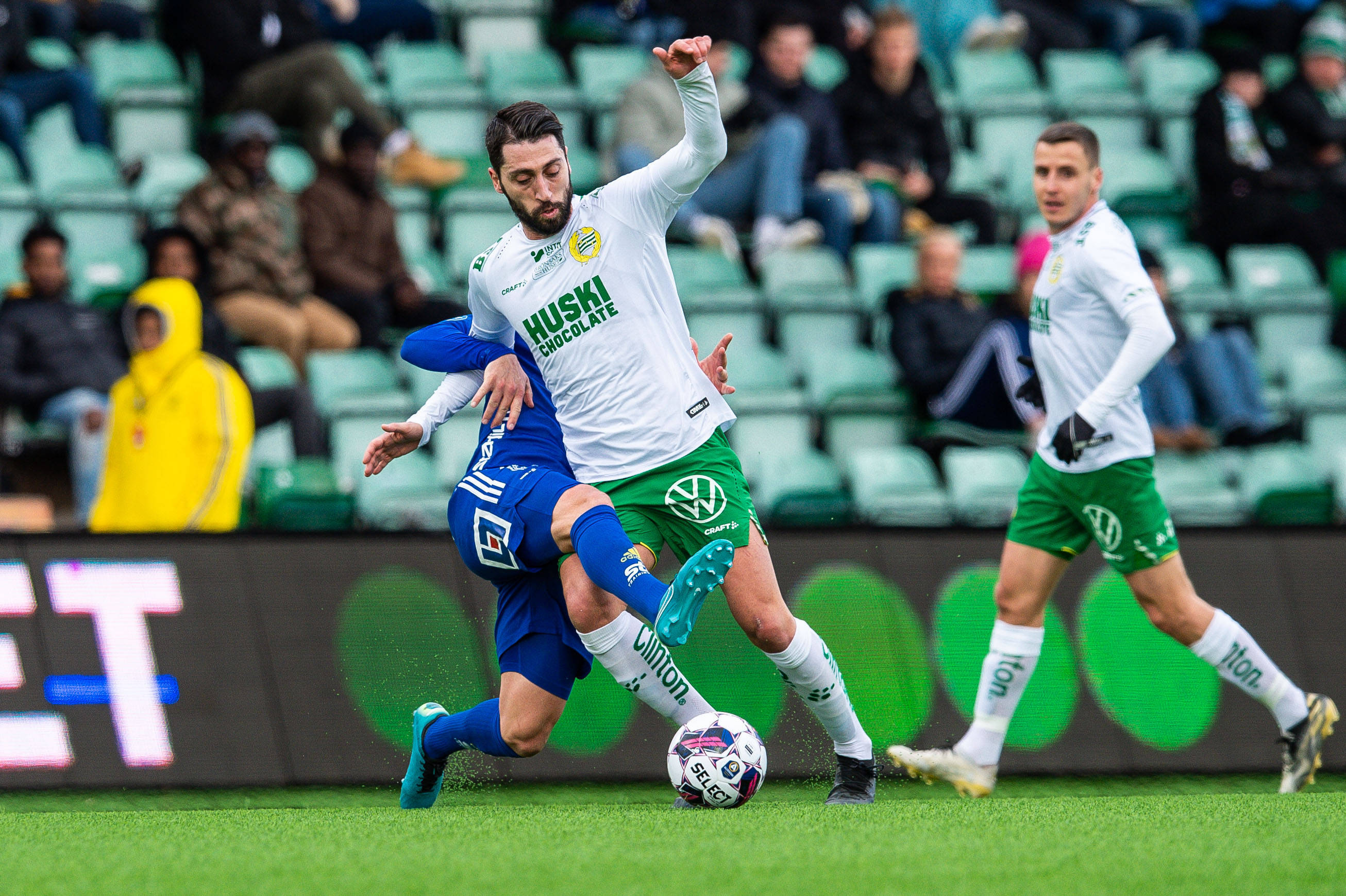 足球巨头将在最新一轮比赛中展现实力 足球巨头将在最新一轮比赛中展现实力