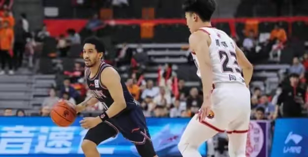 广东男篮连续胜利,士气高涨迎战竞争对手的简单介绍 广东男篮连续胜利,士气高涨迎战竞争对手的简单介绍