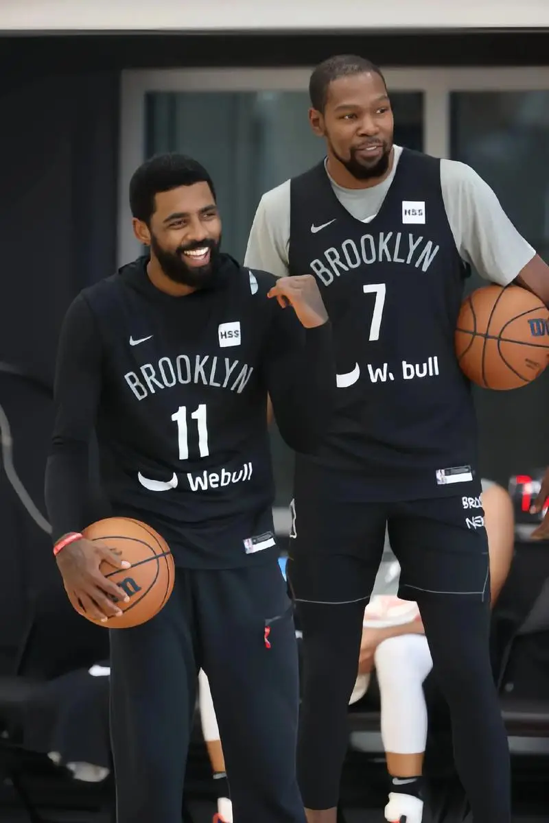 火箭碾压独行侠，欧文扛起全队