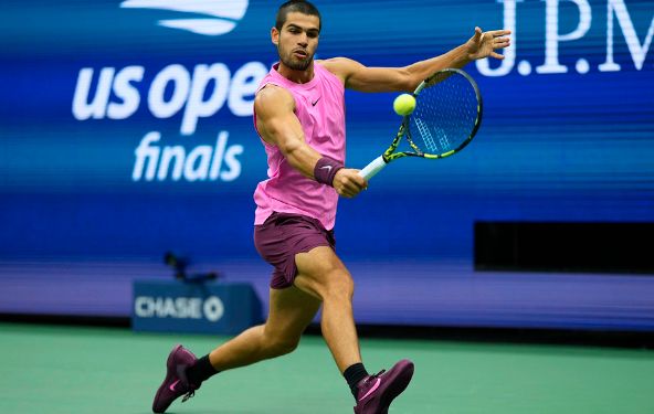 西班牙网球队险胜日本网球队，阿尔卡拉斯完成帽子戏法的简单介绍