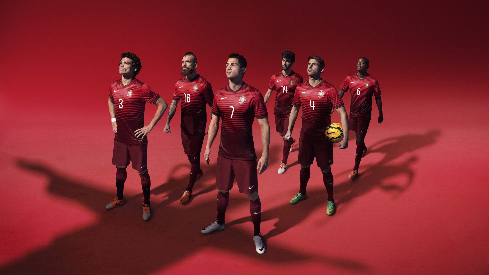 从加勒比海到波斯湾，卡马文加在洪都拉斯与卡塔尔之战中的压力蜕变