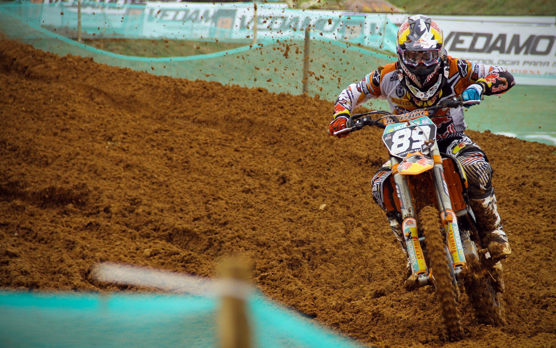 封锁与破局,巴萨战术铁幕下的加拿大,蒂亚戈冠军级演出改写剧本